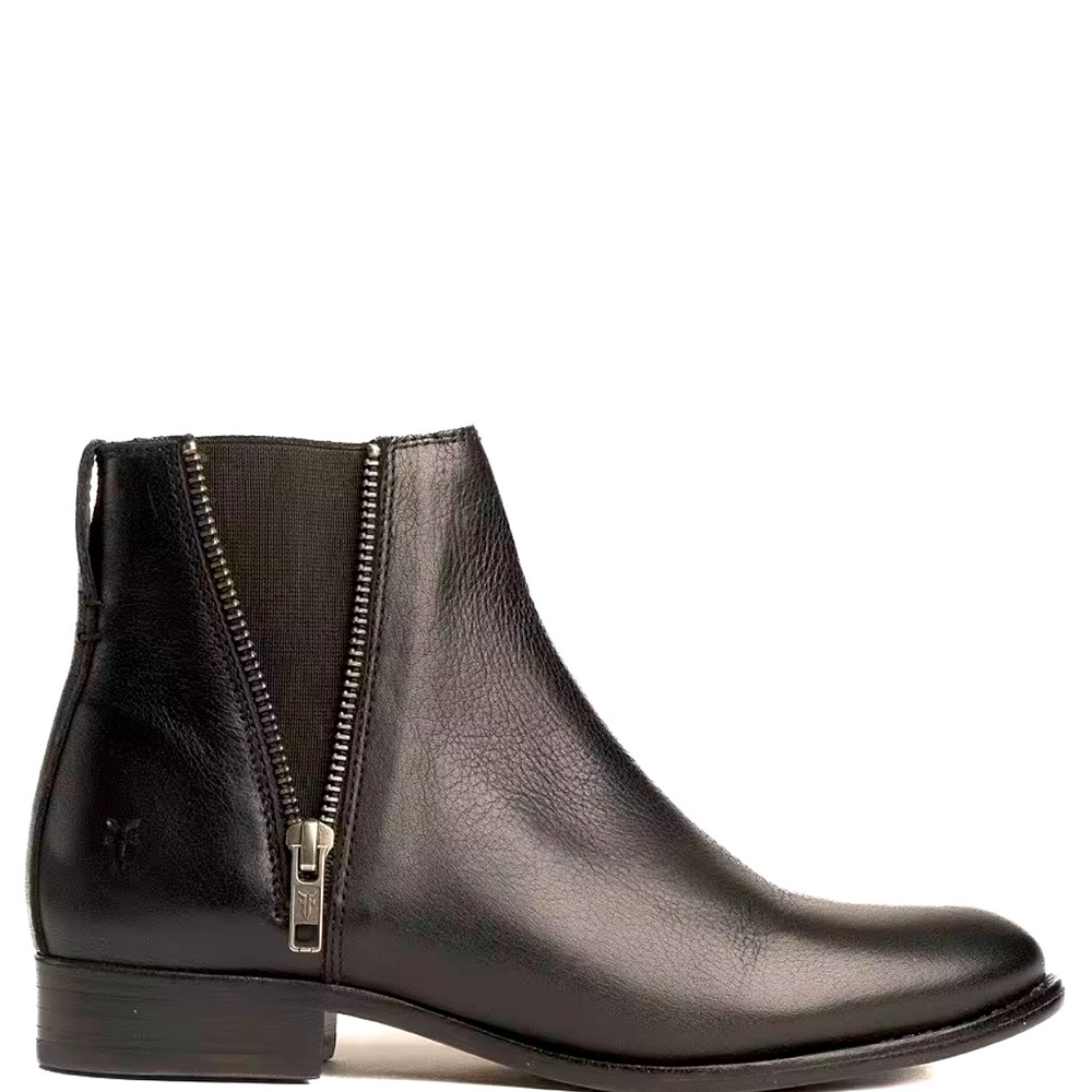Frye Carly Chelsea Bootie Black Leather Size 8
